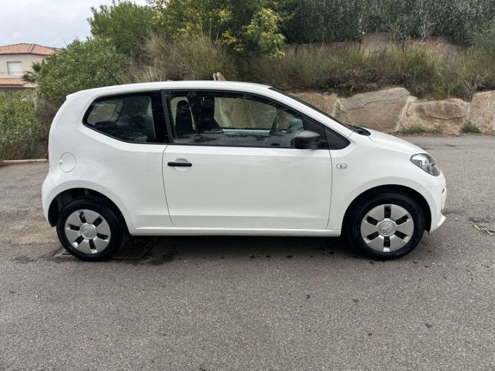 Volkswagen Up UP! 1.0 60CH TAKE UP! 3P Blanc - 4