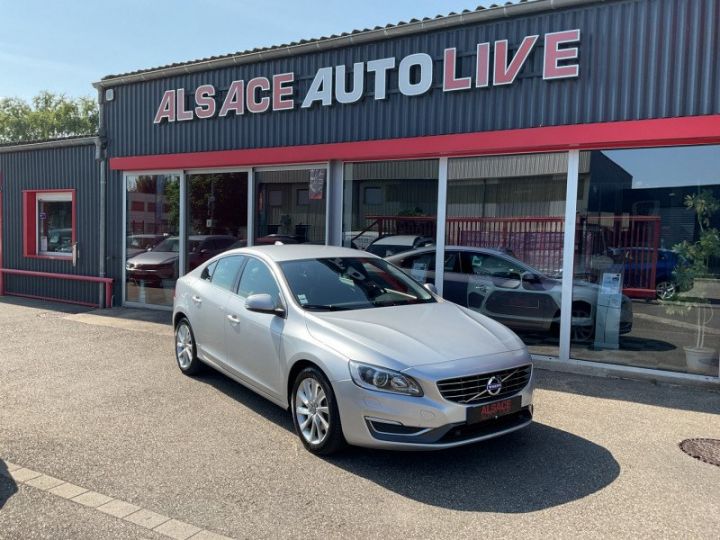 Volvo S60 D4 181CH START&STOP MOMENTUM BUSINESS GEARTRONIC Gris C - 1