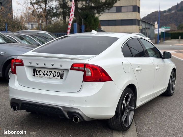 Volvo S60 II(2) D4 163 R-Design Geartronic Blanc - 2