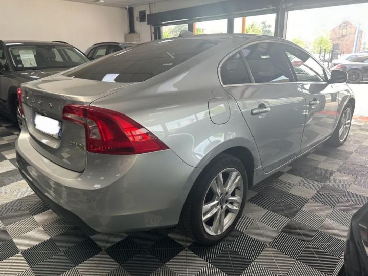 Volvo S60 summum Gris - 5