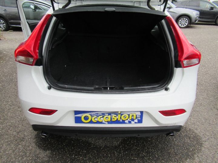 Volvo V40 D2 120 ch Geartronic Blanc - 7