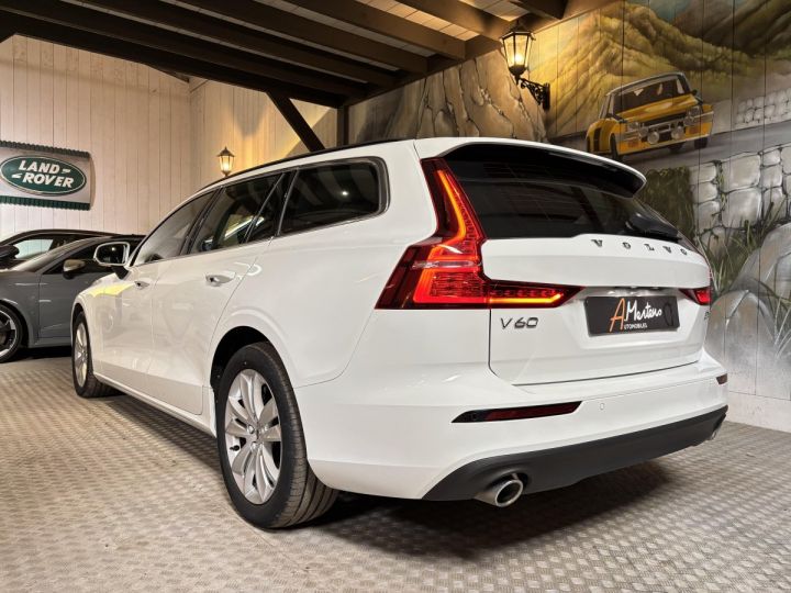 Volvo V60 B4 197 CV MOMENTUM ESSENTIEL BVA8 Blanc - 4