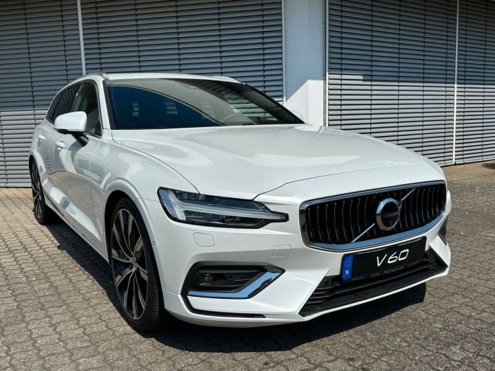 Volvo V60 B4 197ch Plus Style Dark Geartronic 8 BLANC - 5