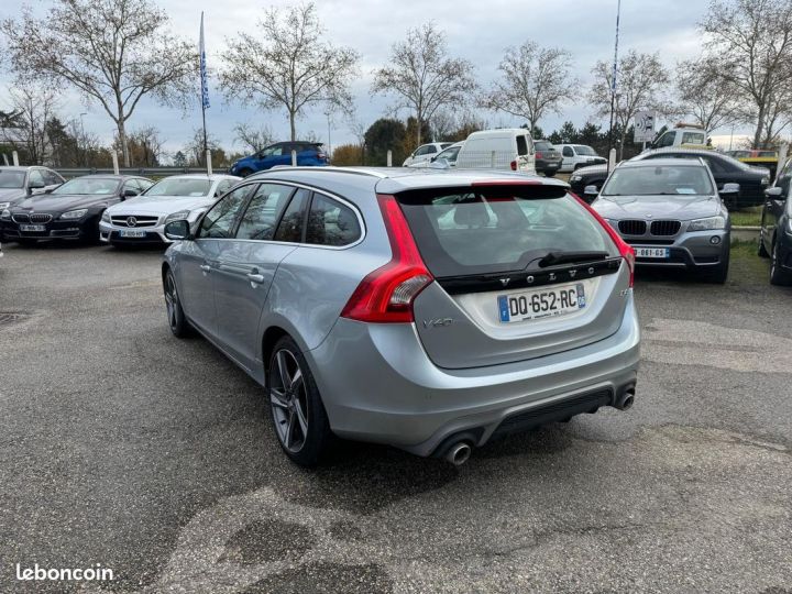 Volvo V60 d4 181 ch r-design geartronic bva 1er main toit ouvrant Gris - 4