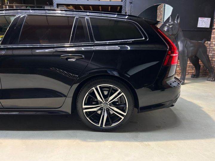 Volvo V60 T8 R- Design Twin Engine 303 cv+ 87 cv Geartronic 8 Noir - 42