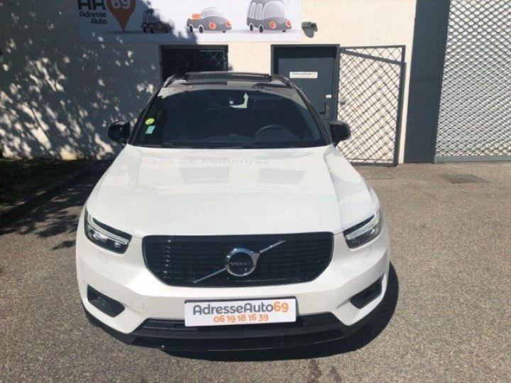 Volvo XC40 D4 190CV AWD GEARTRONIC FIRST EDITION     Diesel BLANC NACRE - 3