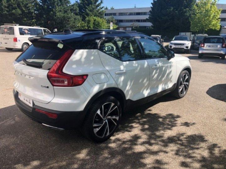 Volvo XC40 D4 190CV AWD GEARTRONIC FIRST EDITION     Diesel BLANC NACRE - 28