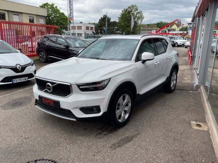 Volvo XC40 T3 163CH MOMENTUM Blanc - 3