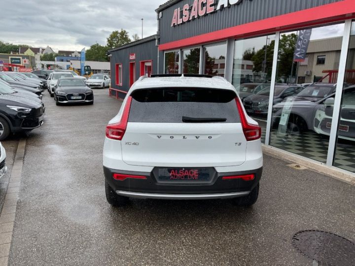 Volvo XC40 T3 163CH MOMENTUM Blanc - 5