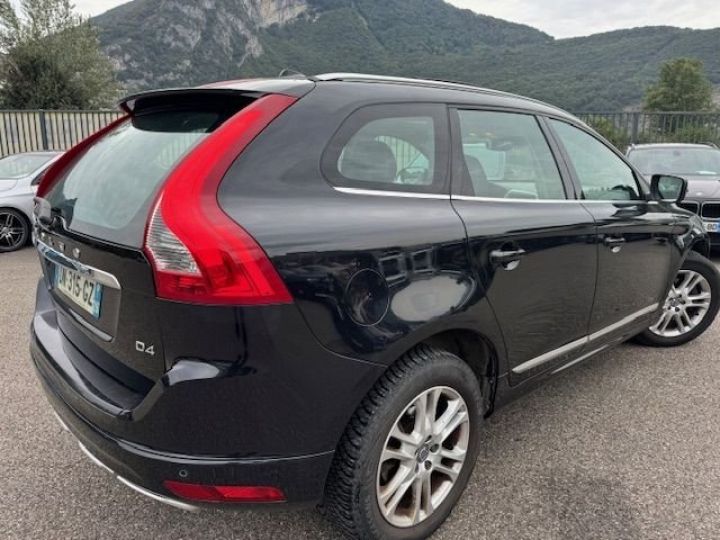 Volvo XC60 D4 181CH SUMMUM GEARTRONIC Noir - 5