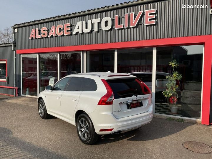 Volvo XC60 D4 AWD 181CH START&STOP OCEAN RACE EDITION Blanc - 4