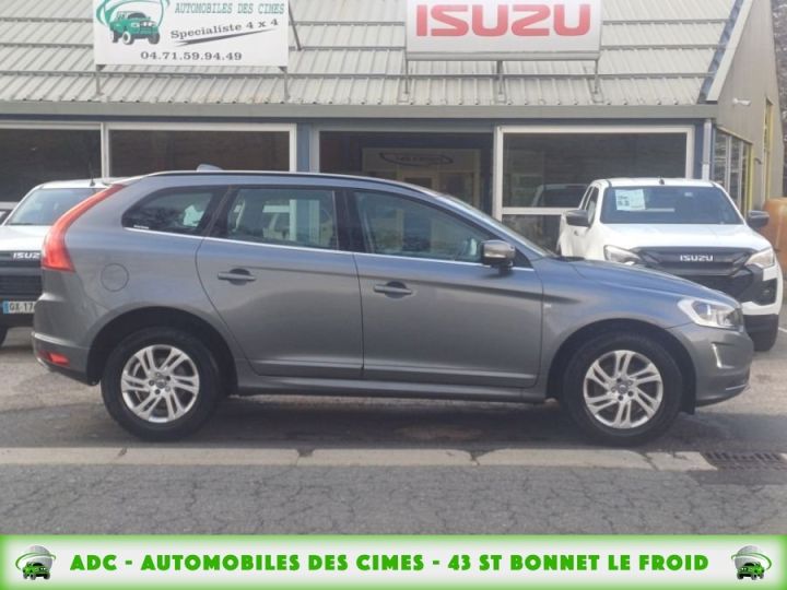 Volvo XC60 D4 AWD 190CH S&S MOMENTUM BUSINESS Gris Foncé - 2