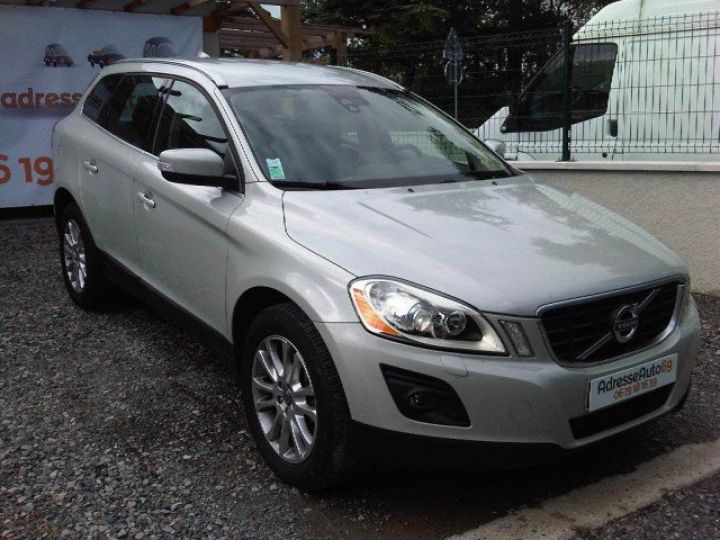 Volvo XC60 D5 205CH AWD XENIUM GEARTRONIC     Diesel GRIS - 1