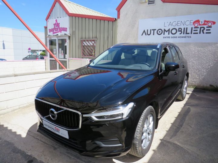 Volvo XC60 momentum 2.0 d4 awd190cv Noir - 1