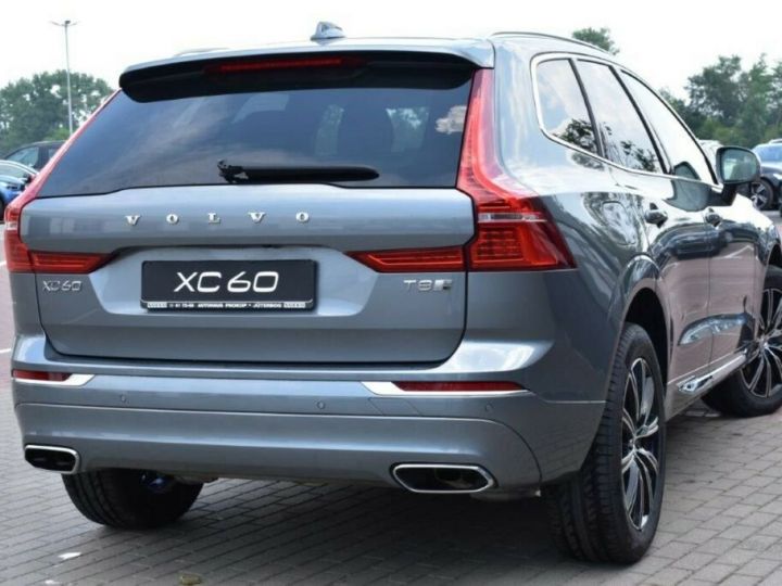 Volvo XC60 Volvo XC60 T8 * Inscription * 360 ° LUFT * PANO * 19 * N & B gris metal - 3