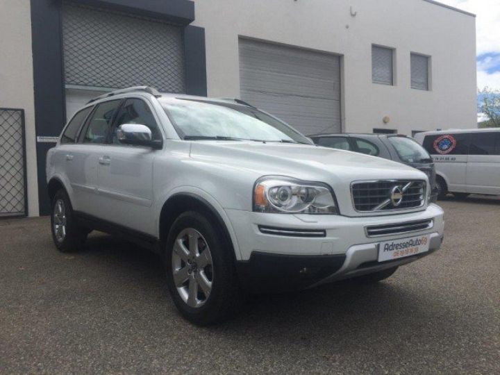 Volvo XC90 2.4 D5 200cv AWD GEARTRONIC EXECUTIVE 7PLACES     Diesel BLANC - 1