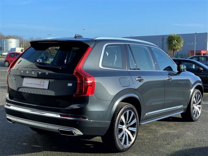Volvo XC90 T8 HYBRIDE RECHARGEABLE  390ch INSCRIPTION LUXE 7 PLACES GEARTRONIC GRIS FONCE - 5