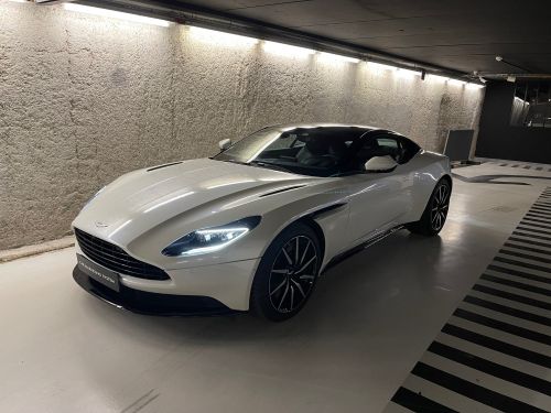 Aston Martin DB11 V8 Coupé Vendu