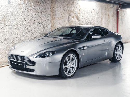 Aston Martin V8 Vantage 4.3 390 Vendu