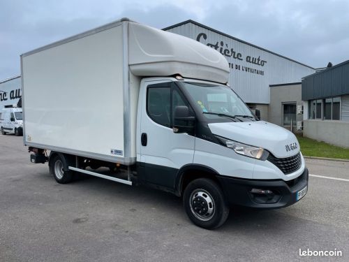 Iveco Daily 35c14 caisse 22m3 hayon 2020