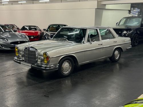 Mercedes 280 SE 3.5 W108