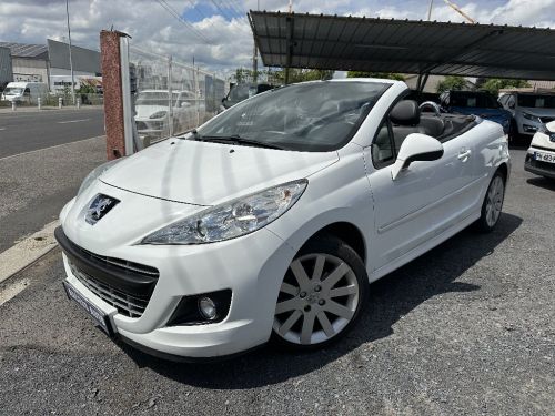 Peugeot 207 CC 1.6 HDi 110ch FAP BLUE LION Féline