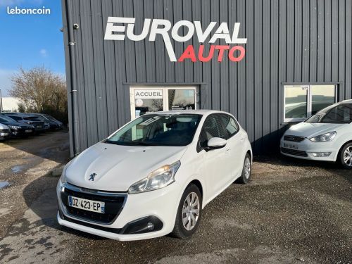 Peugeot 208 1.6 blue hdi 100ch pack clim nav Occasion