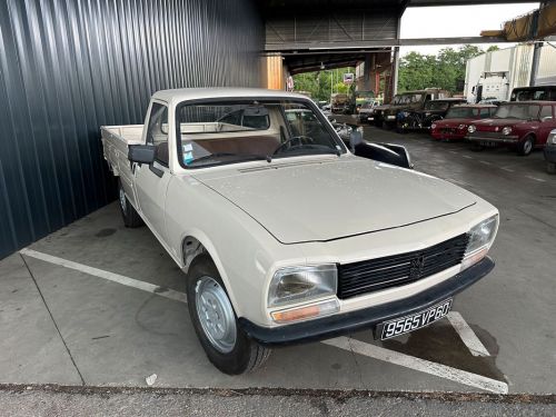 Peugeot 504 pick-up pick up essence 39000km d’origine