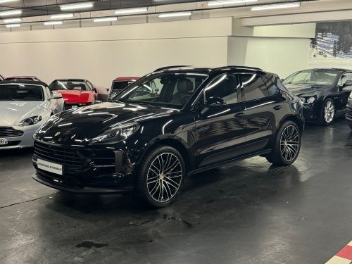 Porsche Macan (2) 3.0 V6 S 354