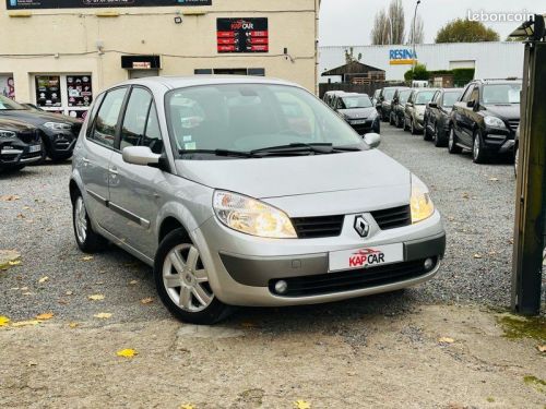 Renault Scenic 1.9 dci confort dynamique