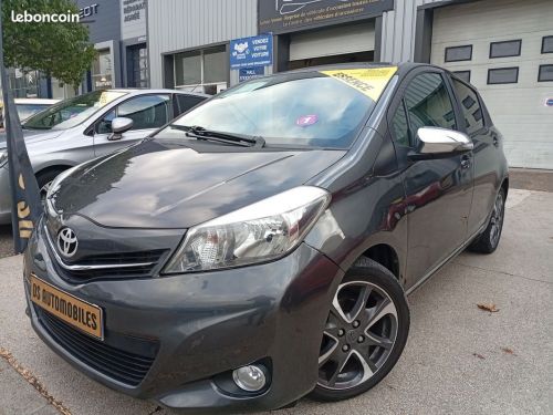 Toyota Yaris 100cv bv6 led cuir navigation crit air 1 ct ok garantie 12 mois 8500 Occasion