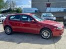Alfa Romeo 147 1.9 JTDM 120 DISTINCTIVE 5P Rouge  - 5