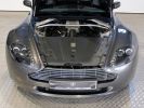 Aston Martin V8 Vantage 4.7 sportshift gris  - 11