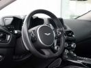 Aston Martin V8 Vantage Première main Garantie Aston Martin SILVER LIGHTNING  - 21