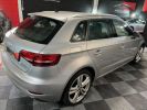 Audi A3 Sportback SB 30TFSI DESIGN Gris  - 19