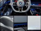 BMW M5 Nouvelle G90 Berline V8 4.4 727 – 17% De remise Dispo Immédiate Pas malus Freins céramique Carbone Bowers & Wilkins 1994EMOIS Bleu  - 9