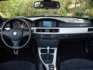 BMW Série 3 MAGNIFIQUE BMW 330D E93 LCI 3.0 L6 245ch M SPORT BVA VALEUR NEUF + DE 71Ke SHADOW LINE 19 ATTELAGE ELECTRIQUE ALCANTARA KEYLESS GO SEULEMENT 106000 KI Blanc Alpinweiss  - 24