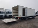 Camión Renault D Caja cerrada + Plataforma elevadora 12.210dti euro 6  BLANC - 3