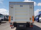 Camion porteur Renault D Caisse fourgon + Hayon élévateur 12.210dti euro 6 - FOURGON 6m40 abimé BLANC - 7