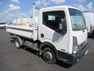 Chasis + carrocería Nissan NT400 Volquete trasero 35.13 BENNE  - 2