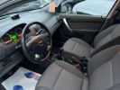 Chevrolet Aveo 1.2 16V LS 5P Gris C  - 6