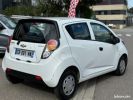 Chevrolet Spark 1.0 Ess 68ch 5P Crit'Air 1 Blanc  - 3