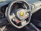 Ferrari 488 Spider MAGNIFIQUE FERRARI 488 SPIDER 3.9 T V8 670ch PLUS DE 70Ke D'OPTIONS JBL LIFT CARBONE INT + EXT ECHAP. FULL IPE LED DISPLAY CAMERA AVANT ET ARRIERE RAC Bianco Avus  - 31