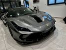 Ferrari F8 Tributo COUPE 3.9 Bi-TURBO V8 720 CH PACK CARBONE JBL LIFT CARPLAY DAYTONA RACING JA PISTA CAMÉRA DISPLAY PASSAGER 8 500 KMS 1ER MAIN FRANÇAISE Gris  - 2