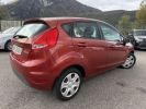 Ford Fiesta 1.4 16V 96CH GHIA 5P Rouge  - 4