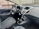 Ford Fiesta 1.4 TDCI 70CH FAP TITANIUM 5P Gris C  - 2