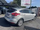 Ford Focus 1.0 EcoBoost 125 SetS Titanium Gris Clair  - 2