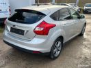 Ford Focus 3 1.0L Ecoboost 100cv Gris  - 3