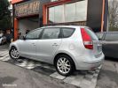 Hyundai i30 CW 1.6 CRDI115 PACK CONFORT Gris  - 9