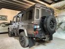 Land Rover Defender 110 2.2 SW 122 CV 7PL Gris  - 4